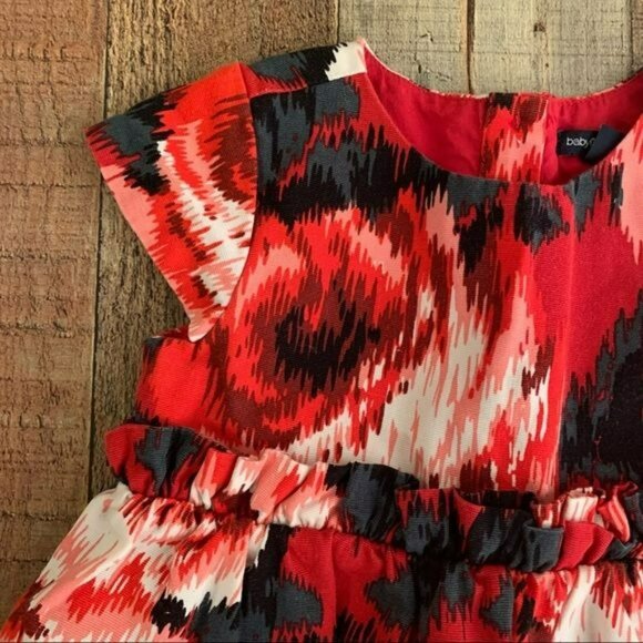 Gap Baby Girl Size 18-24M Dress In Red And Black Flowers - Picture 2 of 7